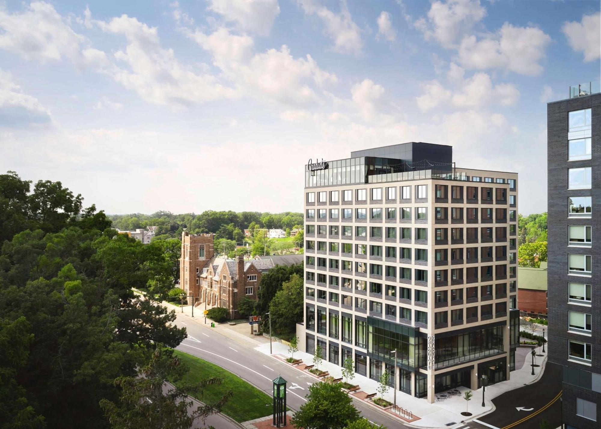 Graduate By Hilton East Lansing Hotel Exterior foto