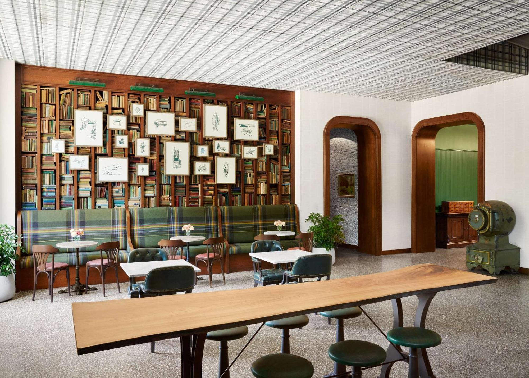 Graduate By Hilton East Lansing Hotel Exterior foto